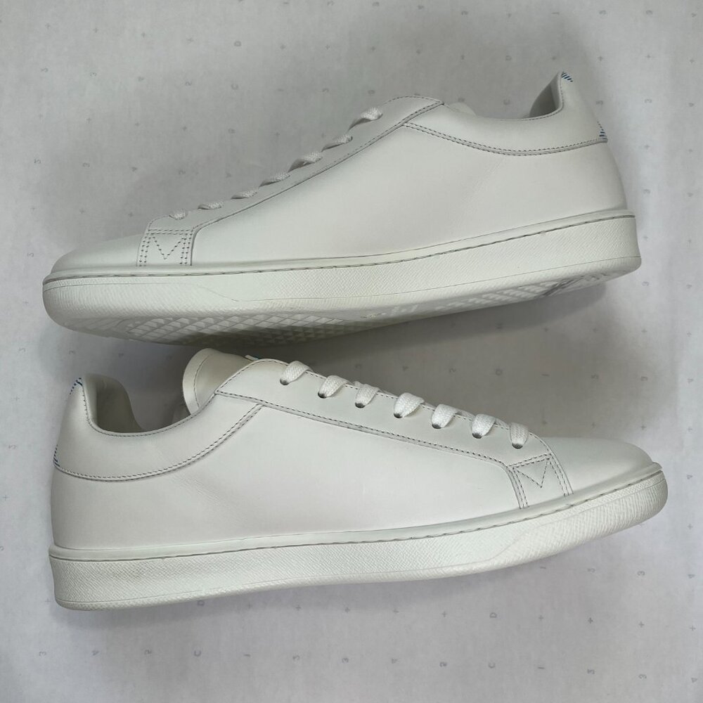 Louis Vuitton Luxembourg Samothrace Sneaker Shoe - Picture 4 of 15